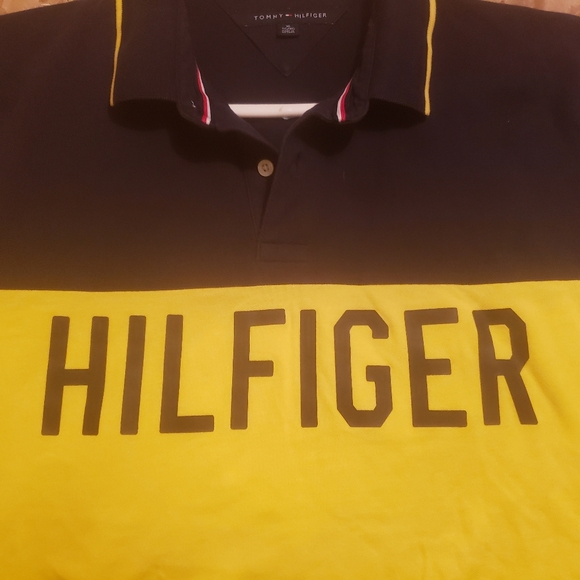 Tommy Hilfiger 2 button shirt - Picture 3 of 4